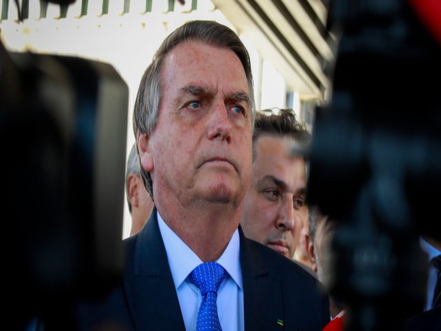 PF indicia Bolsonaro no caso das joias sauditas