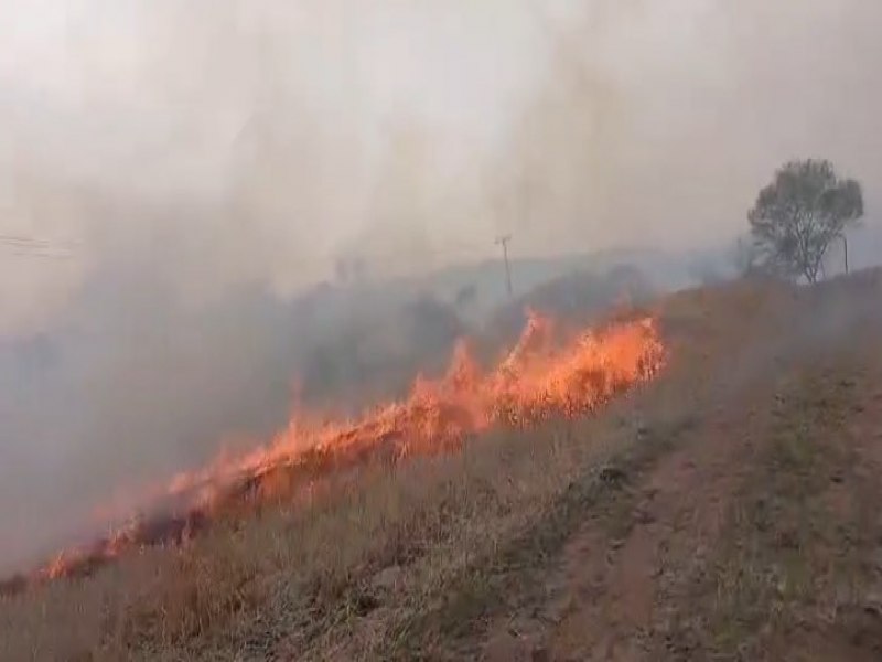 Incndio prximo  Estao de Aduo interrompe abastecimento de gua em Marlia