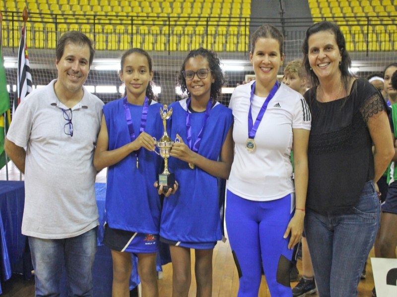 Projeto esportivo da oficina de enriquecimento curricular das escolas integrais de Marlia  encerrado com campeonato interescolar