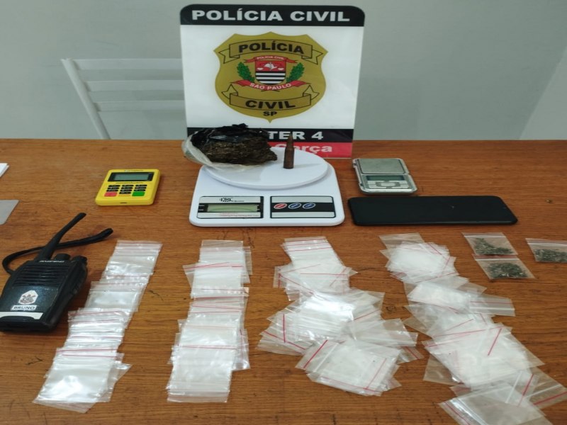 A Polcia Civil de Gara prende, em flagrante, um indivduo investigado por trfico de drogas e posse irregular de armas de fogo