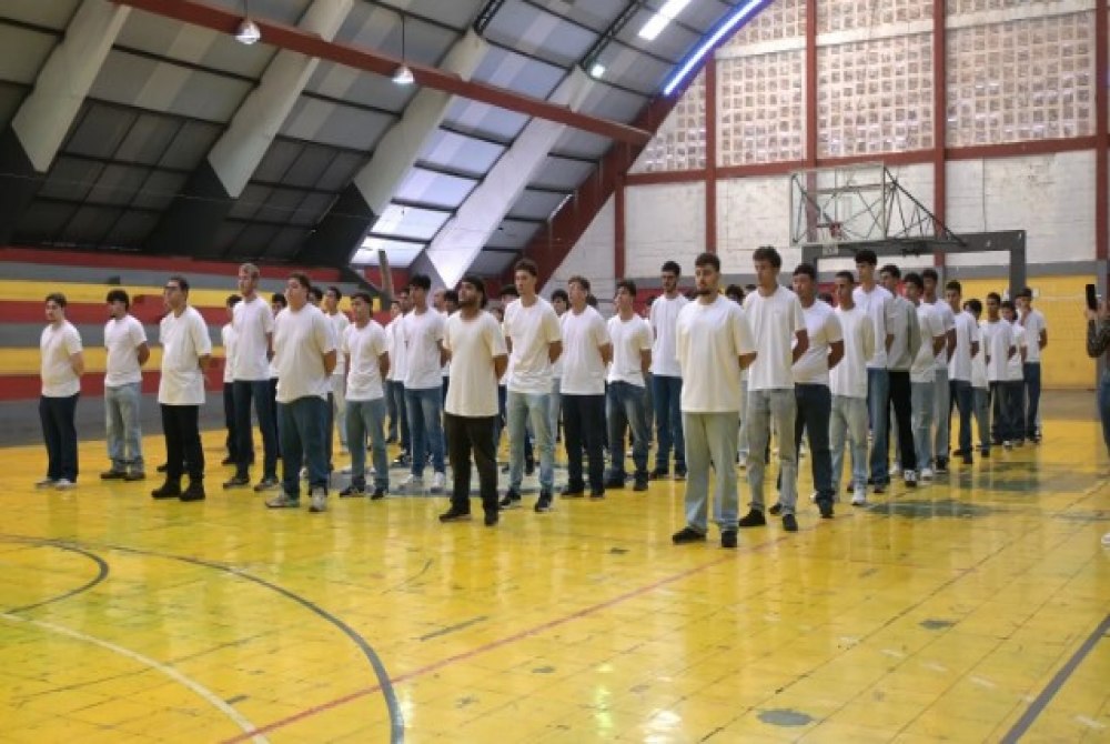 Jovens que completam 18 anos em 2026 devem se alistar no servi�o militar at� 30 de junho