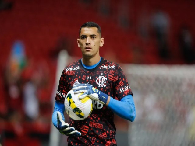 Após ser negociado, Flamengo articula para Goleiro Santos ser titular em dois jogos do carioca, um deles será em João Pessoa na PB