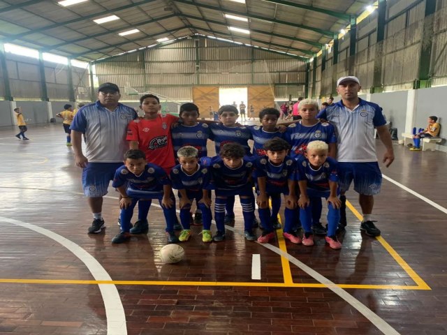 Sub 09 e 11 do Lobinhos da Vila se classificam na Copa Sul Fluminense de Futsal