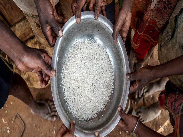 ONU diz que total de pessoas passando fome subiu 500% desde 2016