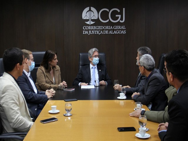 CGJ/AL e SSP discutem destinao de veculos acumulados nas delegacias