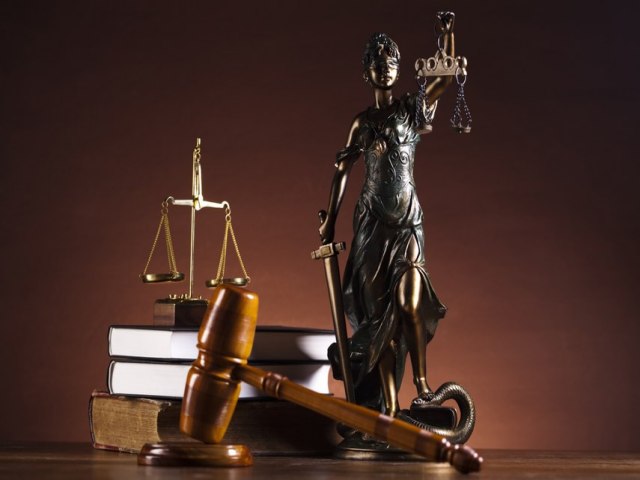 Sancionada com vetos lei que altera prerrogativas de advogados