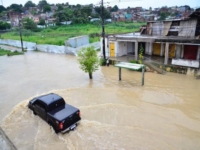 Nove cidades Norte, Nordeste e Sul entram em situao de emergncia devido a desastres naturais