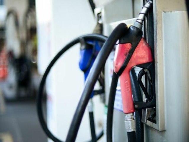 Preço médio da gasolina cai pela nona semana seguida
