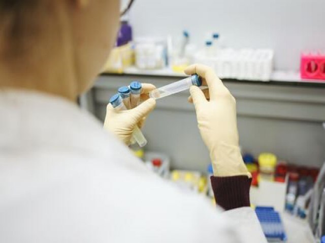 Especialistas tranquilizam pais sobre nova vacina contra a Covid-19