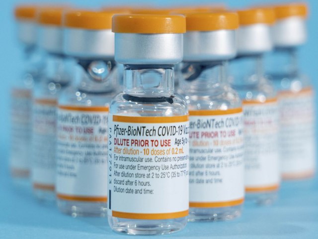 Ministério da Saúde entrega vacinas para crianças abaixo de 3 anos com comorbidades