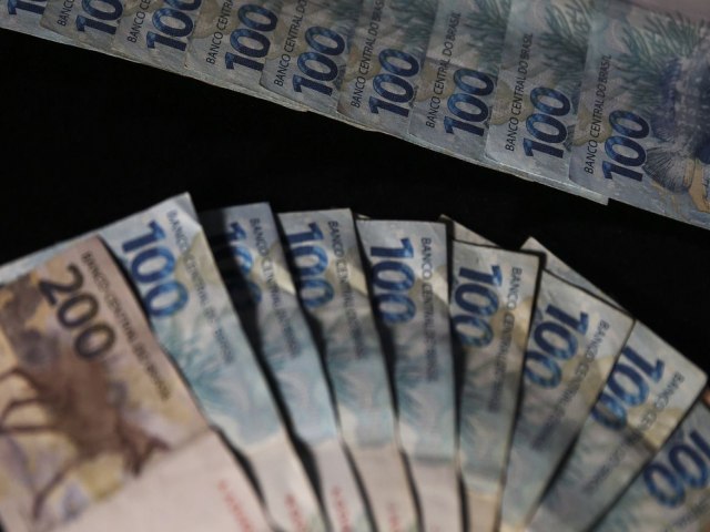 Arrecadao federal atinge R$ 172,03 bilhes em novembro