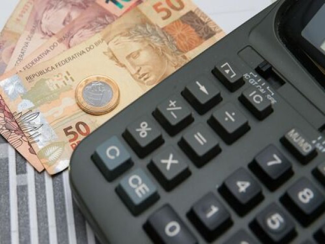 Simples Nacional: pequenos negócios podem regularizar débitos inscritos em dívida ativa até 31 de janeiro