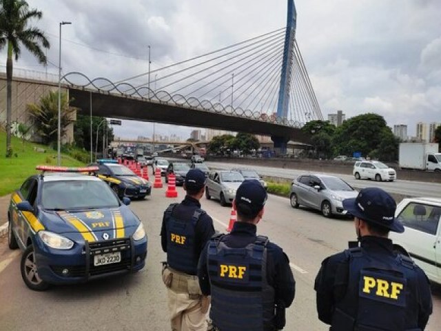 Carnaval 2023: fique atento aos cuidados necessrios para pegar a estrada neste feriado