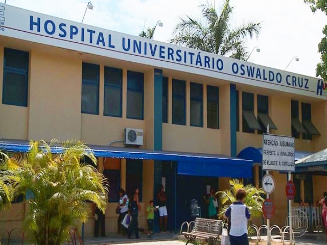 Governo de Pernambuco anuncia seleção pública simplificada de 44 médicos para o complexo hospitalar da UPE