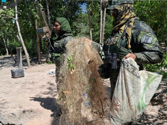 Fiscalizao contra pesca predatria na regio do Araguaia apreende armas de fogo, redes e tarrafas