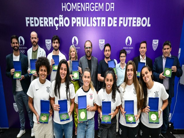 Paris 2024: FPF homenageia jogadoras que conquistaram a Prata nos Jogos