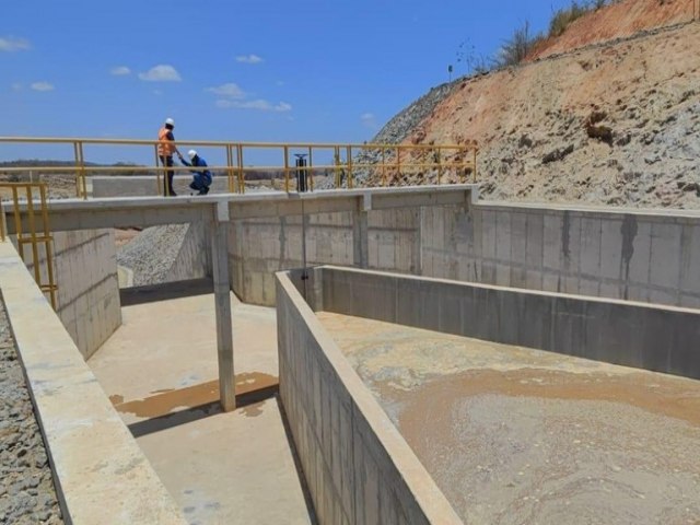 Novo PAC: Governo Federal inicia testes do primeiro trecho do Ramal do Apodi, na Paraba