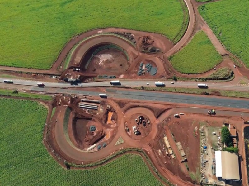 Obras na Rodovia SP-333: Sistema Pare e Siga  implantado nesta tera-feira (29)