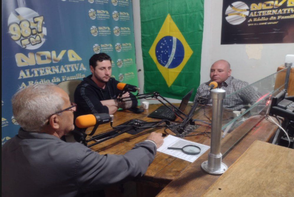 Propriet�rios falam sobre inalgura��o da Hiper Prime Acad�mia.
