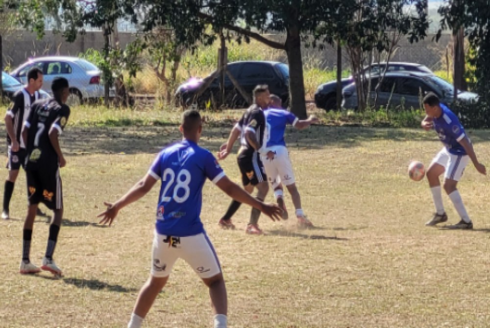 A programa��o completa da 8� rodada do futebol su��o livre.