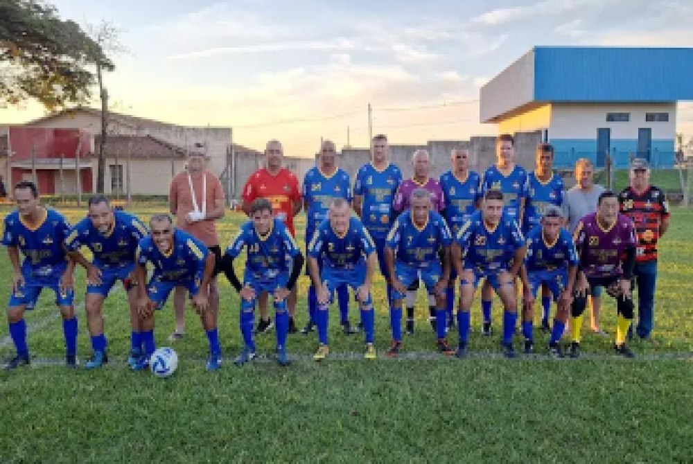 Venda Seca aplica goleada na abertura do Municipal supermaster.