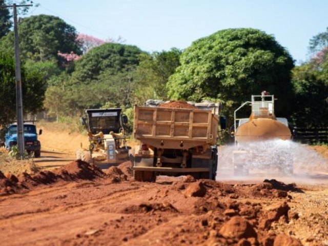 Machadinho dOeste - Rodovia-455 recebe servios de recuperao