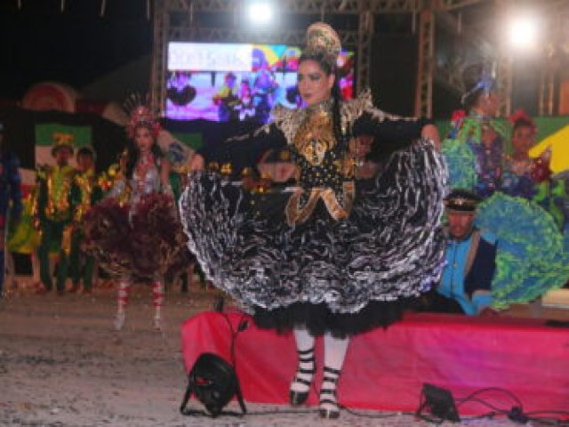 Arraial Flor do Maracuj: Quadrilha Nova Junina do Orgulho promete grandes emoes