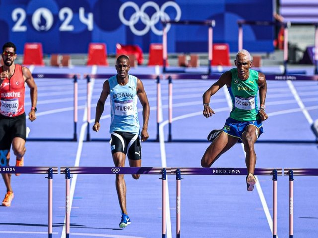 Alison dos Santos e Matheus Lima avanam para a semifinal dos 400m com barreiras