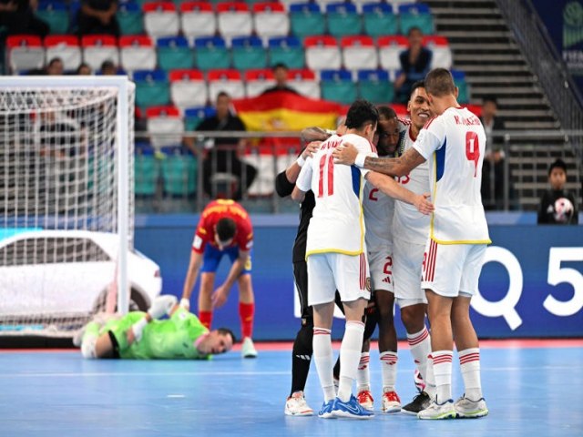 Zebra histrica na Copa do Mundo: Venezuela manda bicampe para casa