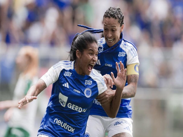 Com p�blico recorde, Cruzeiro perde para o Palmeiras e se classifica � final do Brasileir�o Feminino