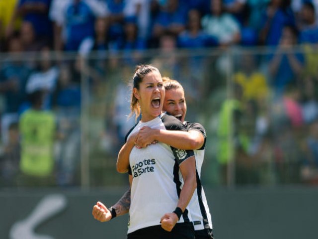 Meia do Corinthians critica falha do VAR em final e projeta decis�o na Neo Qu�mica Arena