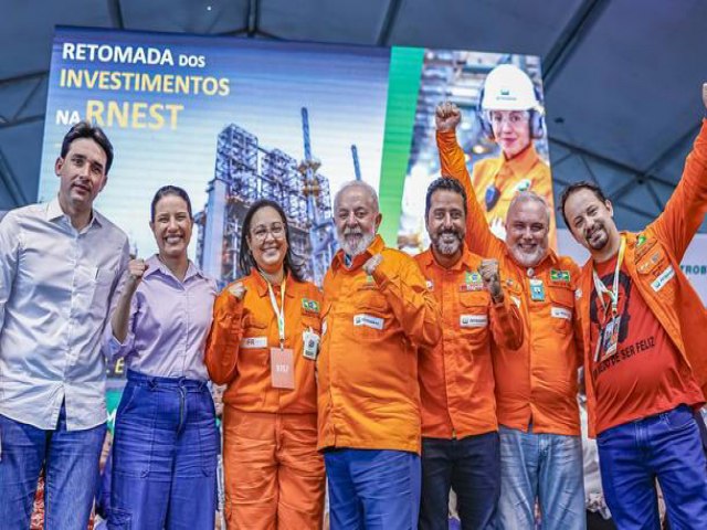 Lula participa da cerim�nia alusiva � amplia��o da capacidade da Refinaria Abreu e Lima
