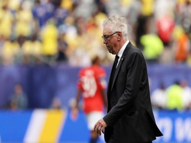 Ancelotti, t�cnico de maior sal�rio da Copa, fracassa em primeiro grande teste com a sele��o