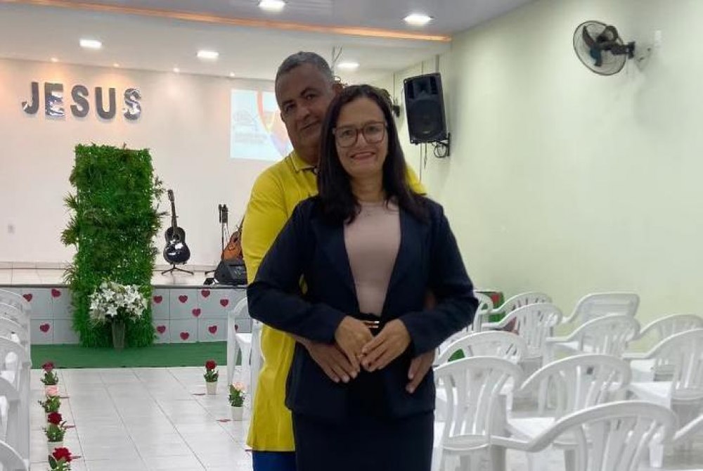FELIZ ANIVERS�RIO IRM� NEN�M