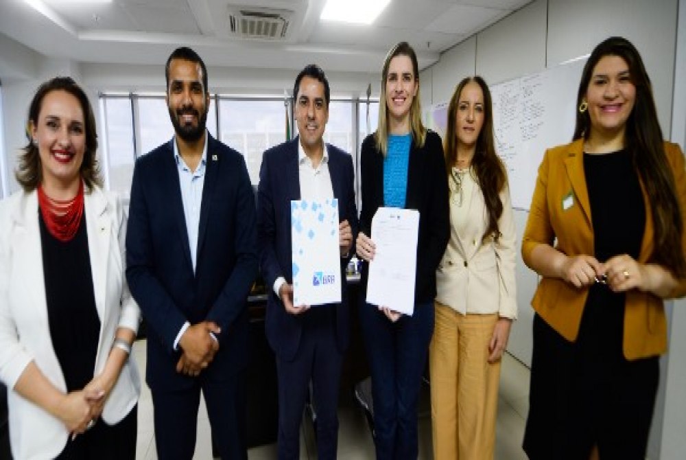 Imagem da Not&iacute;cia Acordo assinado entre Secretaria de Sa�de do DF e Instituto BRB visa agilizar acesso a mamografias