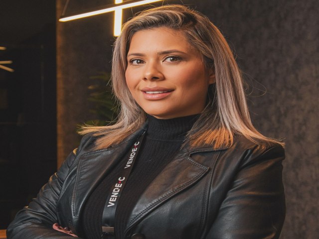 Conhea a Trajetria de Sucesso de Ana Paula: A madrinha do Funk