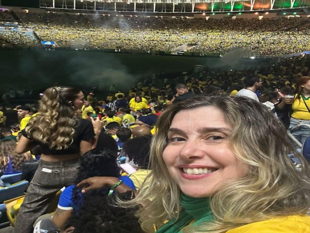 Em um Maracan� lotado, Mylena Ciribelli assiste � espl�ndida vit�ria do Brasil sobre o Panam�, por 6x2, em pen�ltimo amistoso, antes da Copa 