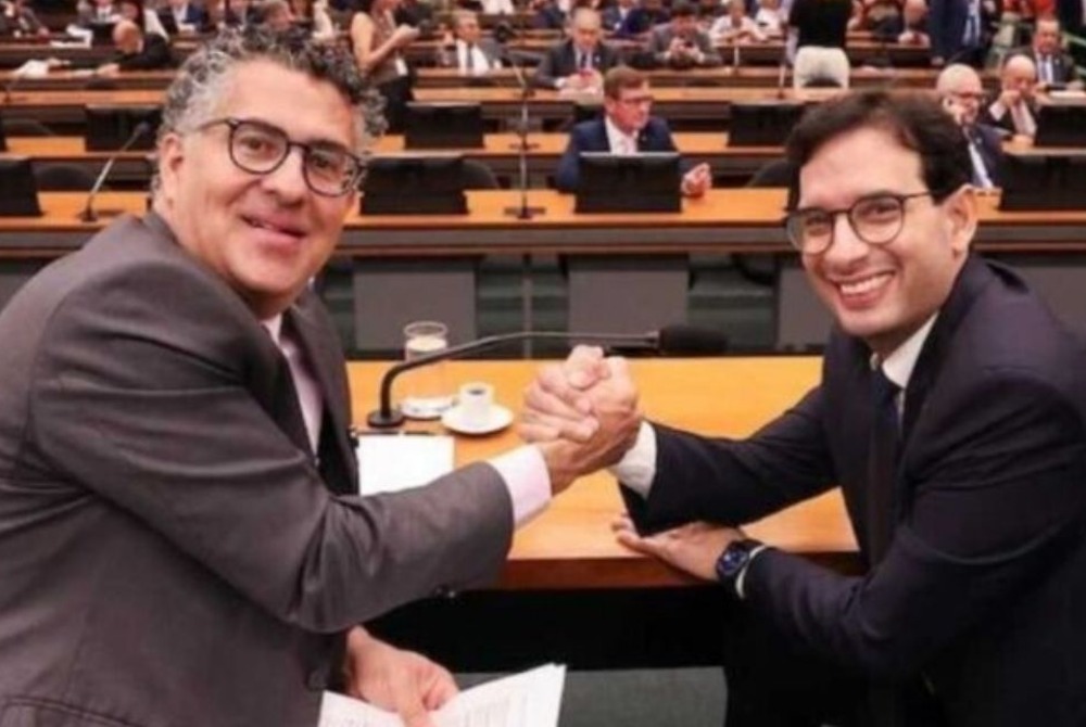 Governo fecha acordo com Motta e projeto pr�prio da 6�1 avan�ar� na C�mara