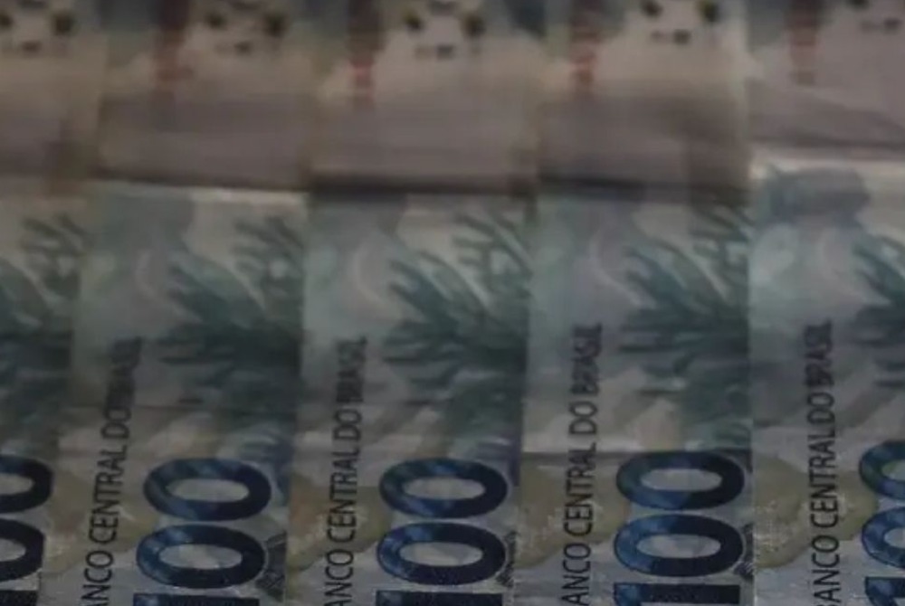D�vida p�blica sobe para R$ 8,8 trilh�es em abril