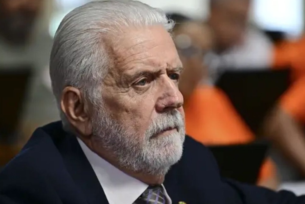 Jaques Wagner, l�der do governo, � alvo da PF no caso Master