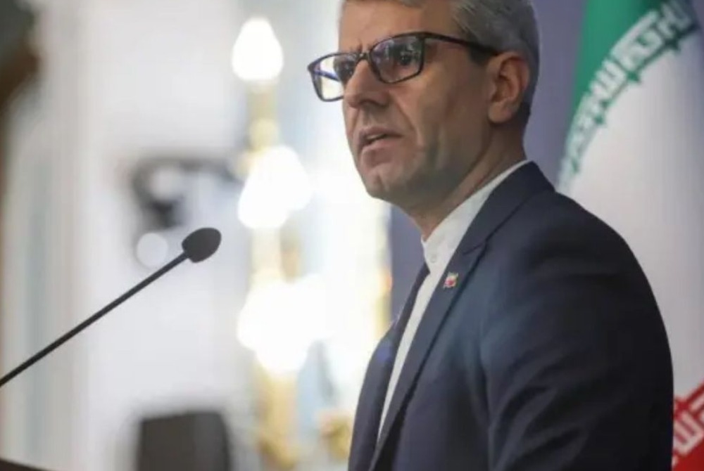 Ir� condiciona acordo definitivo � sa�da de Israel do sul do L�bano