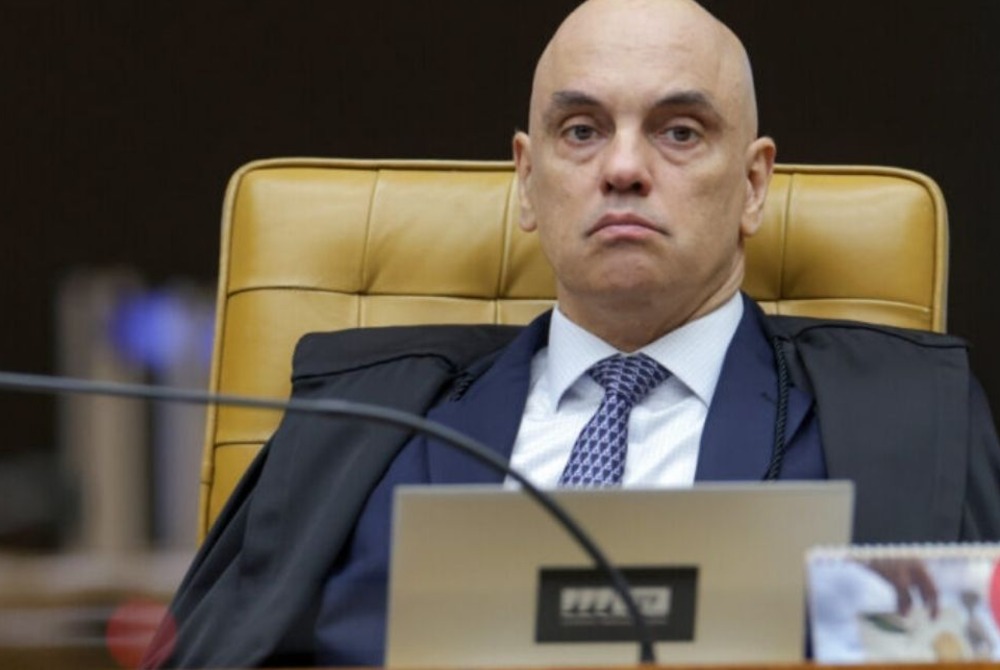 AGU acusa empresa de Trump de tentar atrasar a��o contra Alexandre de Moraes nos EUA