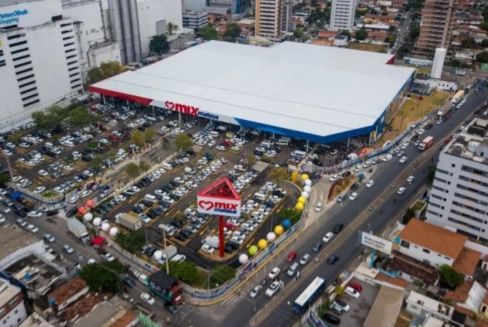 Crise: Maior rede de supermercados do Brasil fecha 29 lojas e demite mais de 6 mil funcion�rios