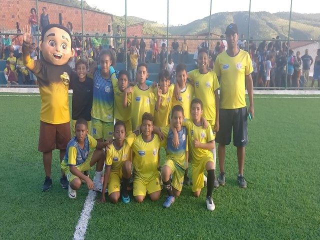 Escolinha de Futebol da AABB de Mutupe Brilha na Infantil Cup de Futebol 2 Edio em Ubara