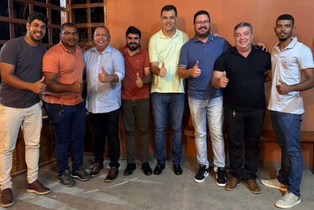 Ex-prefeito Dig�o se re�ne com deputado Dal Barreto e vereadores e refor�a compromisso com o futuro de Mutu�pe