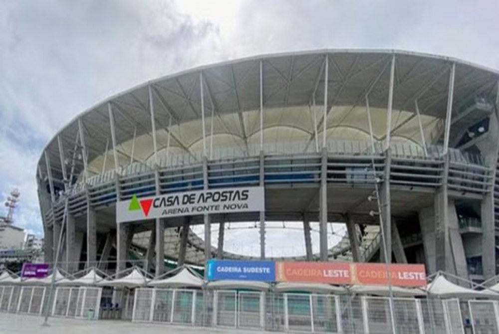 Torcedores da torcida organizadas de Bahia e Vit�ria articulam confronto antes de partida na Arena Fonte Nova
