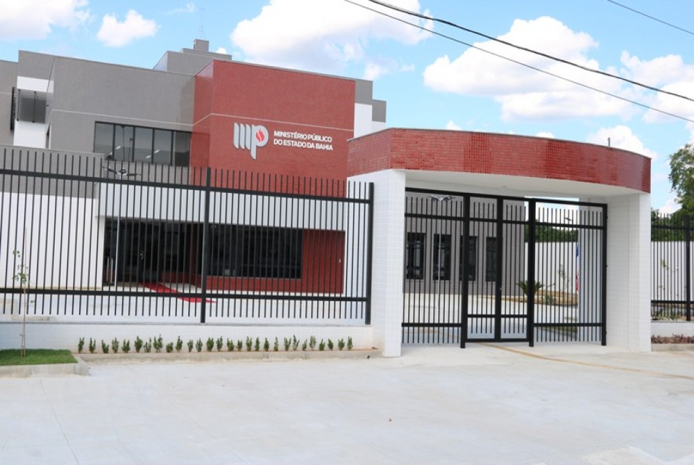 MP-BA denuncia quatro policiais militares por morte de adolescente em Santo Ant�nio de Jesus