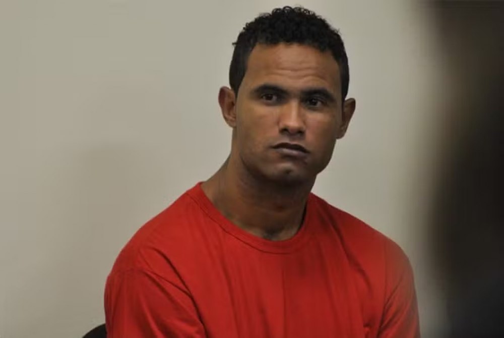 Ex-goleiro Bruno � transferido para pres�dio de Gericin� ap�s pris�o no interior do Rio