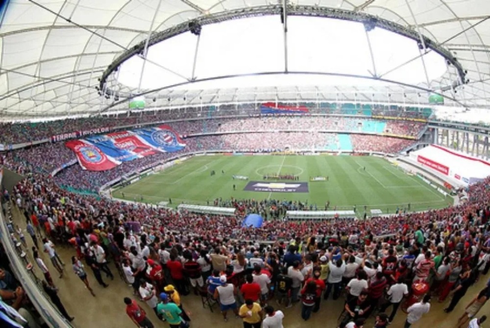 Projetos na C�mara prop�em impedir entrada de inadimplentes de pens�o em partidas de futebol e outros eventos esportivos