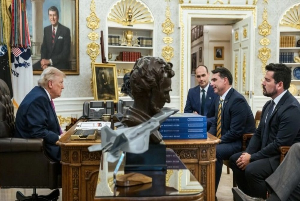 Levantamento aponta forte rea��o nas redes ap�s debate sobre tarifas dos EUA e men��es ao Pix